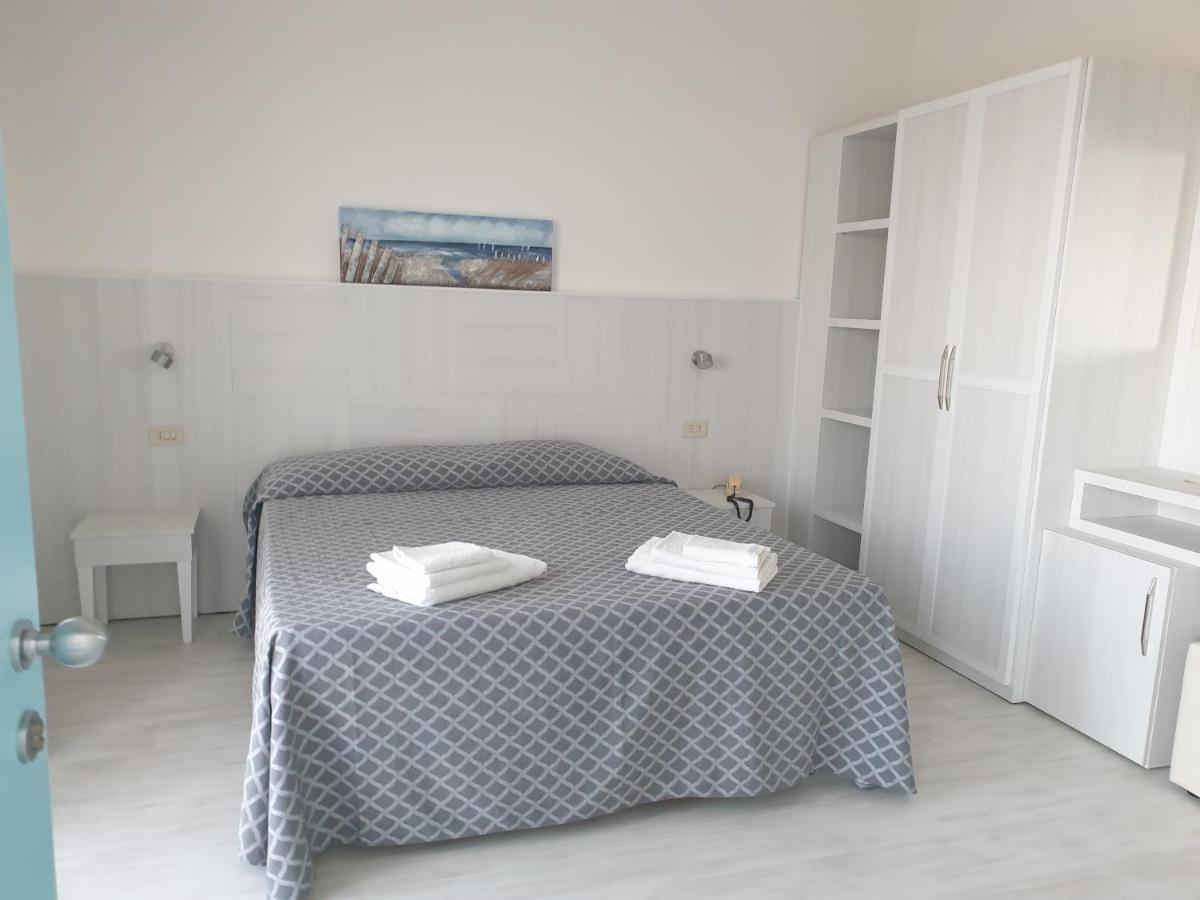 Hotel Admiral Bellaria-Igea Marina Extérieur photo