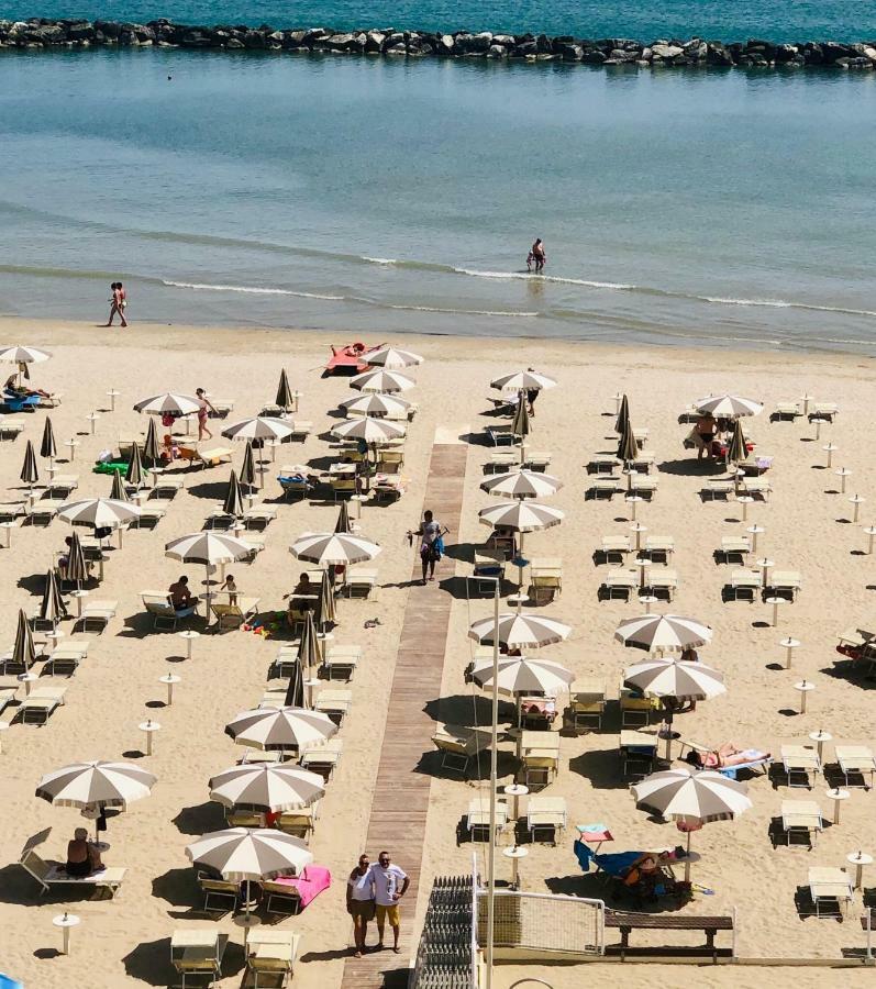 Hotel Admiral Bellaria-Igea Marina Extérieur photo